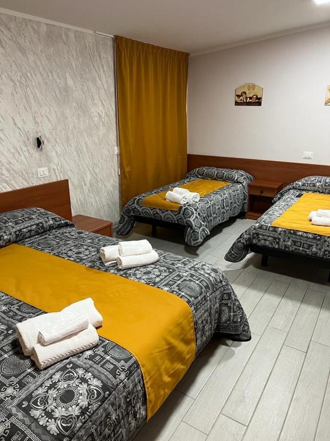 La Casa Di Chiaretta Bed and Breakfast Falerna Buitenkant foto